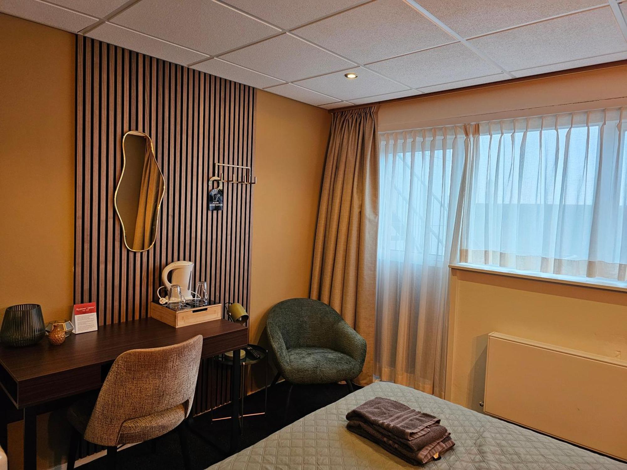 Hotel Restaurant Solskin Флиссинген Экстерьер фото