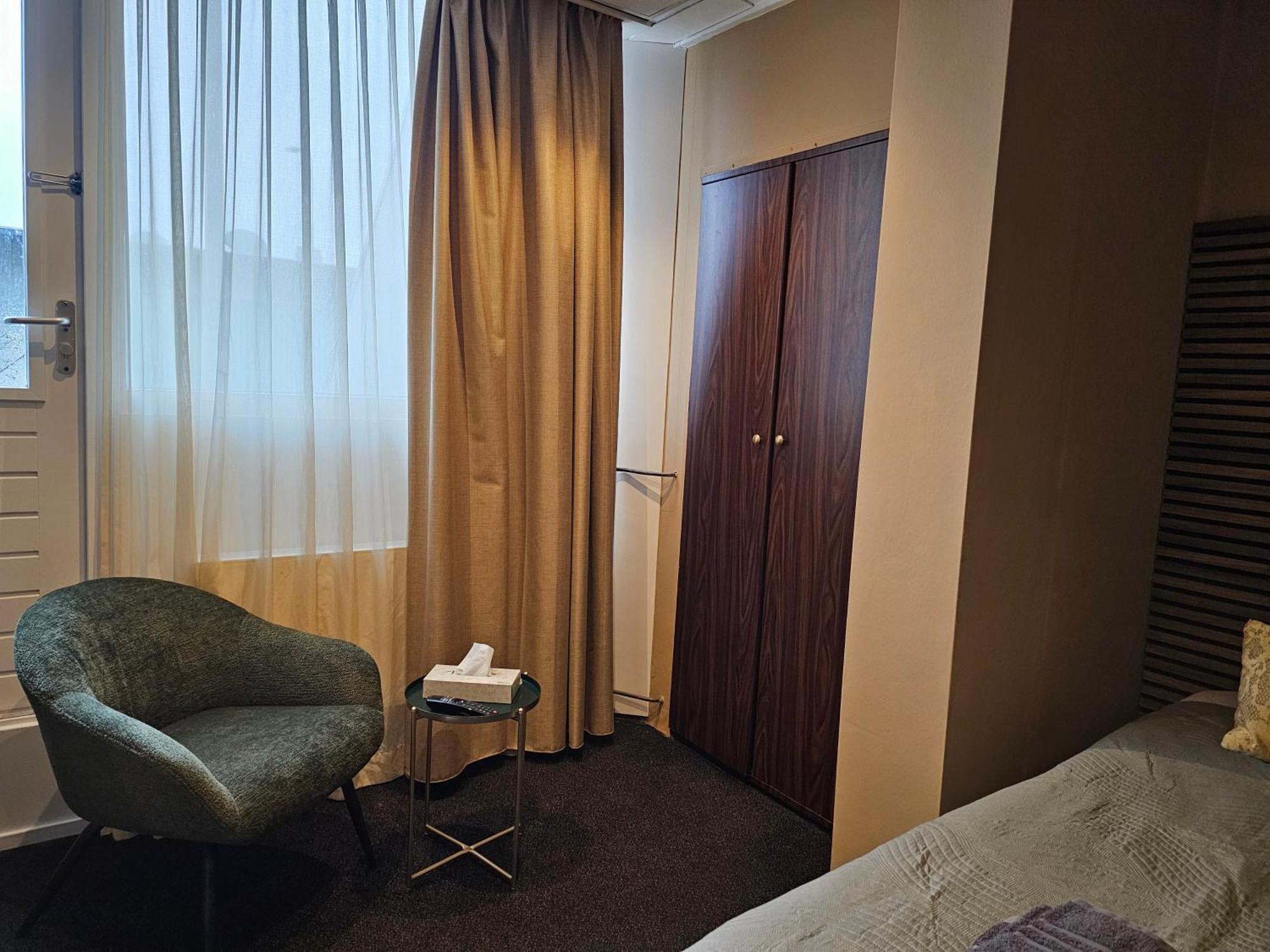 Hotel Restaurant Solskin Флиссинген Экстерьер фото